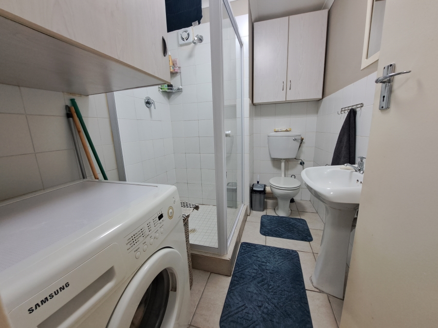 1 Bedroom Property for Sale in Strand North Western Cape